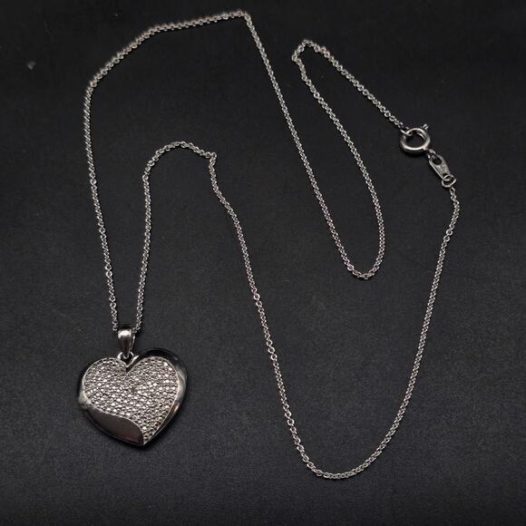 FAS Diamond Chip Heart Necklace Pendant Silver Tone - Picture 12 of 12